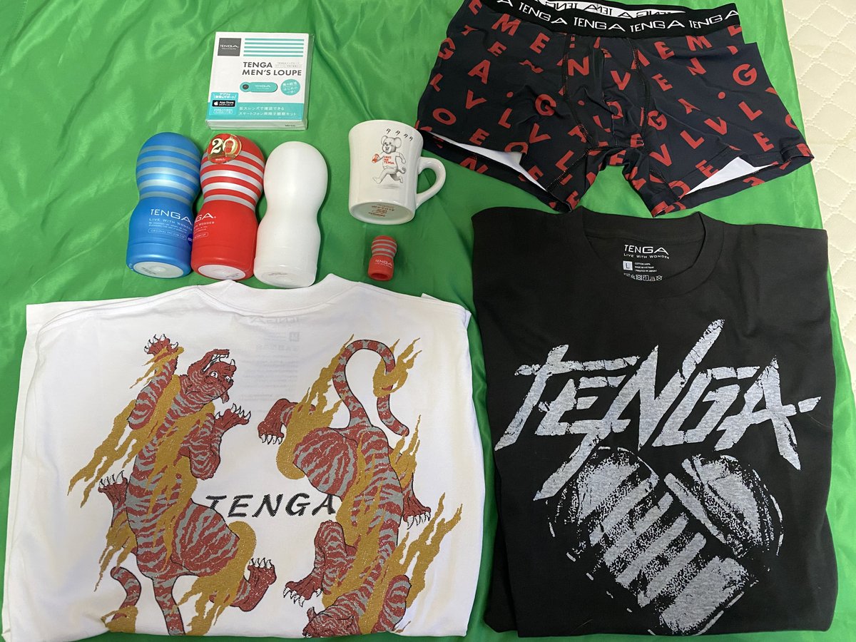 niconicopppppp's tweet photo. 先日、TENGA社さんを訪れ様々な商品を頂きました！ありがとうございます！！
精〇の数がわかるやつは怖くてできない・・・笑
あと社内に漫☆画太郎さんのコラボ作品あってビックリした！
ゲッターロボとコラボしたTENGAロボも可愛かった～
#TENGA https://t.co/gLH99cGTEt