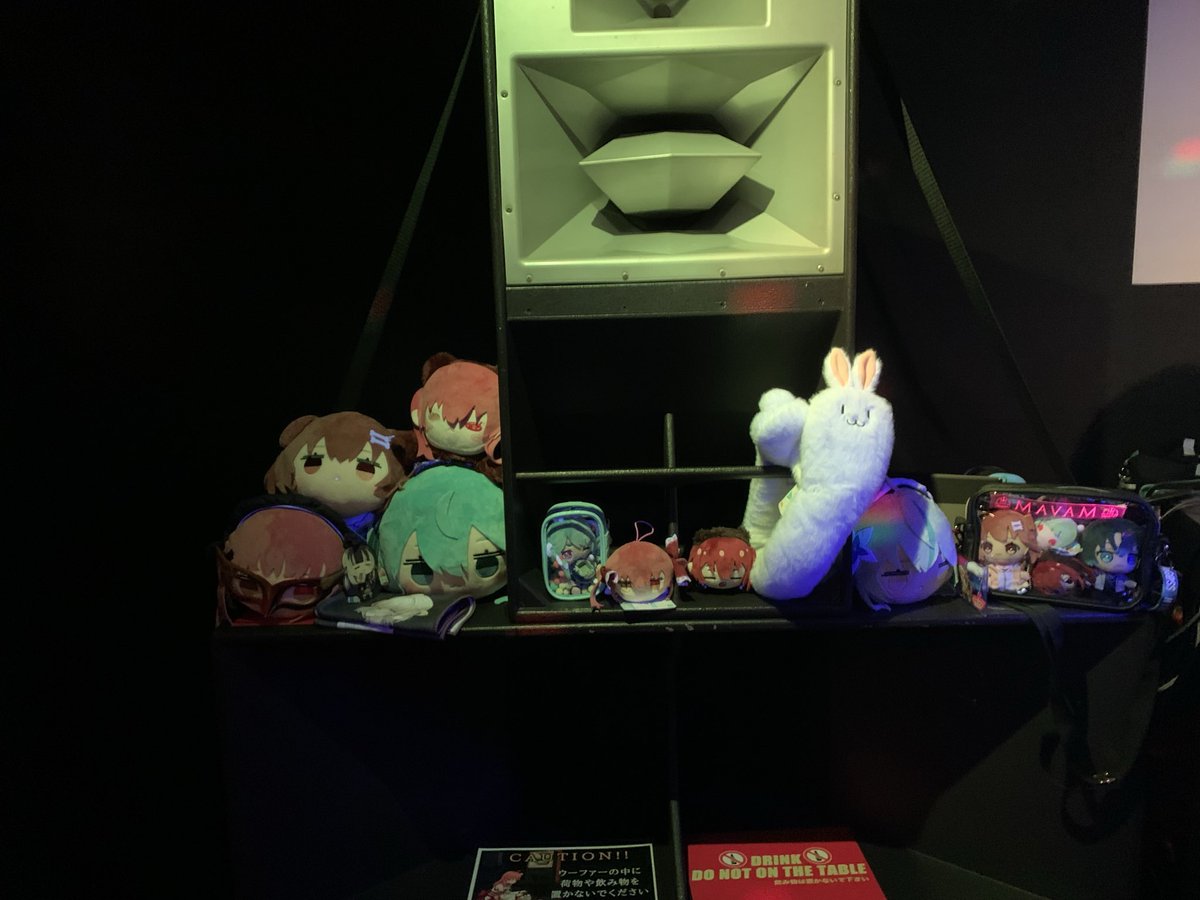 cocopepe_32's tweet photo. 8月に静岡でホロライブ特化のクラブイベントを開催🕺

静岡県内、県外のホロリスさん達と交流もできる楽しいイベントです🪩
気になるって方は是非、引用ポストをチェック✅
HPから参加表明で入場料も安くなります‼️

#ホロリズム 
#ホロライブ好きと繋がりたい  
#ホロライブ 
#hololive   
#拡散希望 https://t.co/DM5Oru9uWN