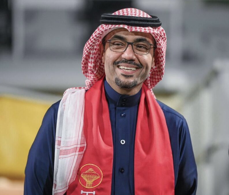 Bsl_09's tweet photo. 🚨🚨🚨🎙️— بدر الرزيزاء :

أُعلن ترشحي رسميًّا لمنصب رئيس مجلس إدارة الاتحاد السعودي لكرة القدم، ساعياً من خلال هذا الترشح إلى تقديم ما يخدم كرة القدم السعودية ..

ويليق بالطموح الذي يعيشه هذا الوطن وأبناؤه ويتواءم مع الفرص والأحداث الرياضية المستقبلية https://t.co/1AR6oUc6YI