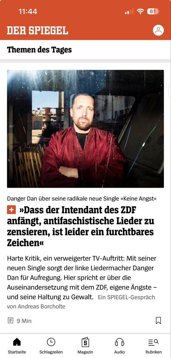 janfleischhauer's tweet photo. Dan Dangers Ballade auf die Wonnen der Selbstjustiz endet mit dem Gruß an Lina, Gucci, Maja, Nanuk, Mitglieder der sog. Hammerbande. Auch die rechte Szene hat ihre Helden und Schläger. Sollten die im ZDF ebenfalls besungen werden dürfen oder muss da die Zensur dann plötzlich her? https://t.co/tlcqcljfEL