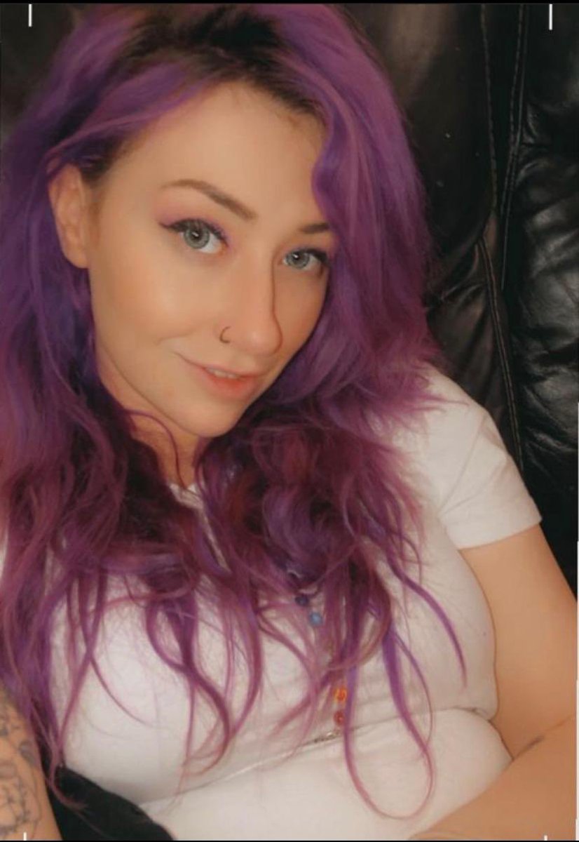 tracynelson00's tweet photo. @Thetoxicraine Book a massage session with me with a happy ending follow me please https://t.co/COp3nfyNsG