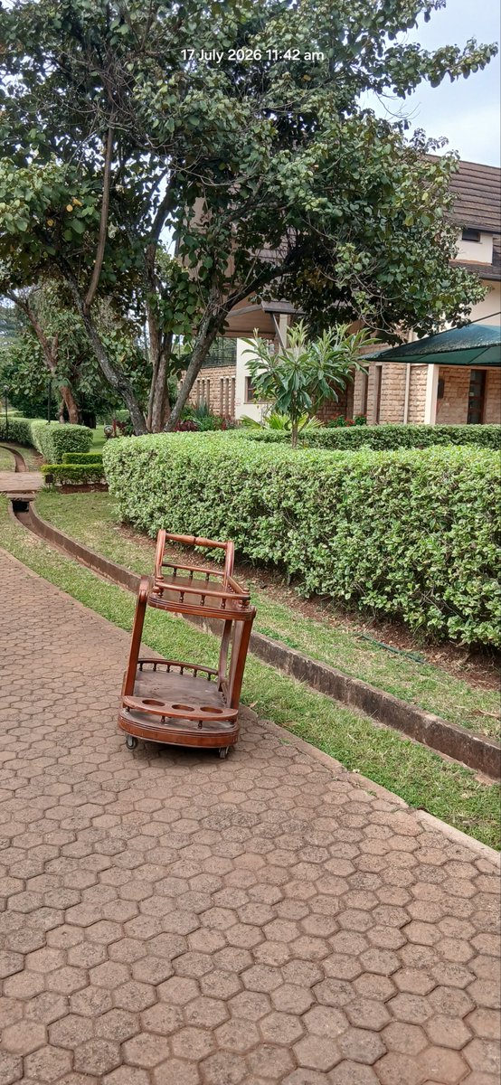 _TheHawker's tweet photo. Errands hapa kule.
Call Wanyonyi ukiwa na Errands tafadhali 0723579013 https://t.co/LsuDH4LJYl