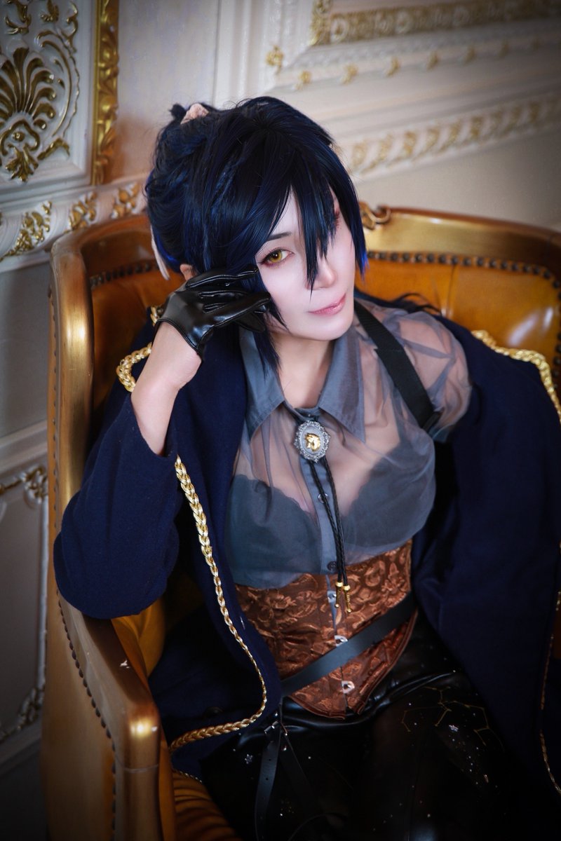 ouka_night's tweet photo. ⚠️Cosplay

CoC「十二星座館殺人事件」
あなた達12人は各々が超一流の探偵であることを自覚している。

射手座   Durandal Sigrid Sagittarius

「困り事かな？私に話して見るがいい」

📸 @wellwell___po_n 
#十二星座館にーてんご卓V班 https://t.co/Ji5qKsGRIn