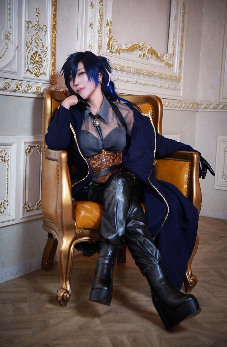 ouka_night's tweet photo. ⚠️Cosplay

CoC「十二星座館殺人事件」
あなた達12人は各々が超一流の探偵であることを自覚している。

射手座   Durandal Sigrid Sagittarius

「困り事かな？私に話して見るがいい」

📸 @wellwell___po_n 
#十二星座館にーてんご卓V班 https://t.co/Ji5qKsGRIn
