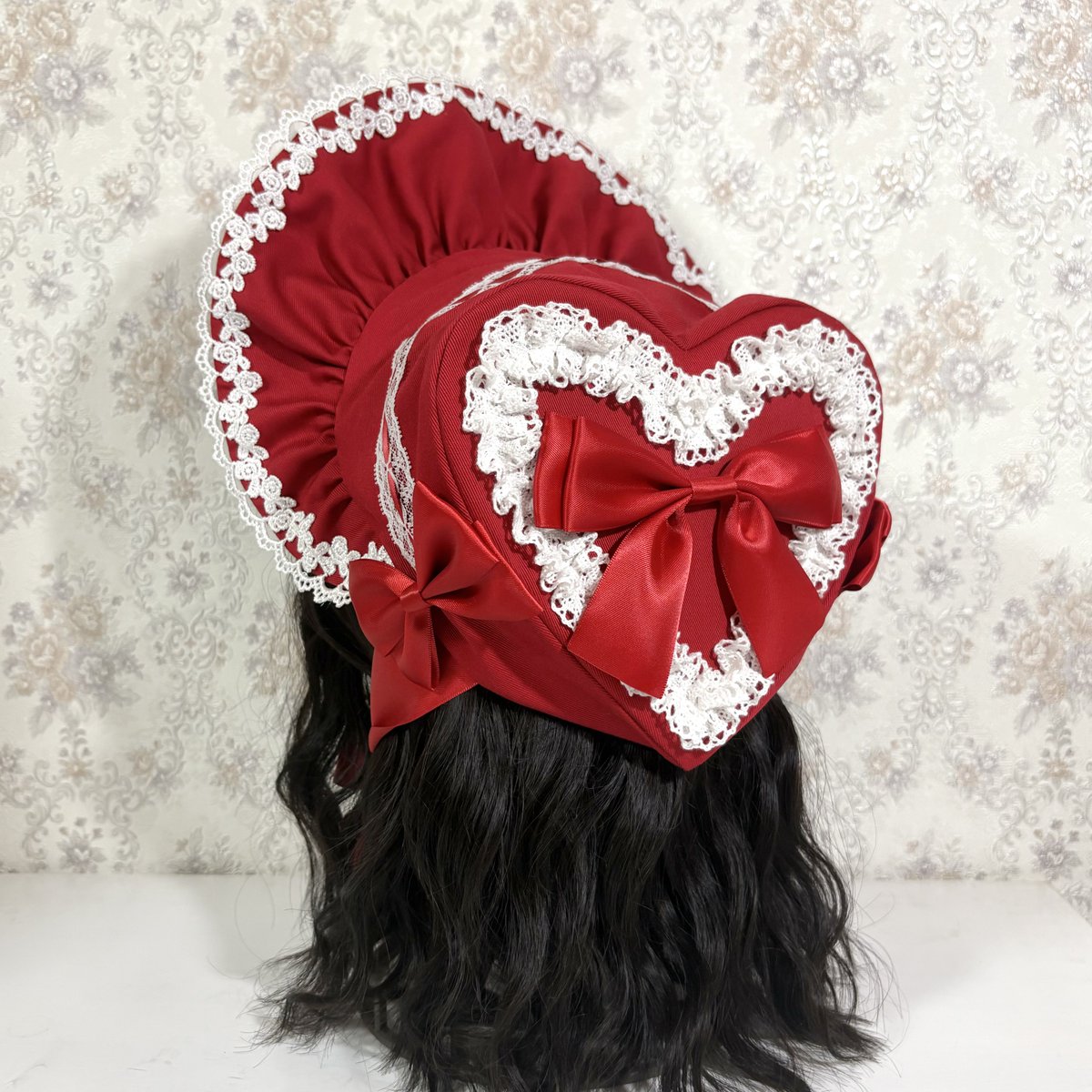 newハートボンネット赤とピンク 明日18日19時ごろweb shopで販売します🎀