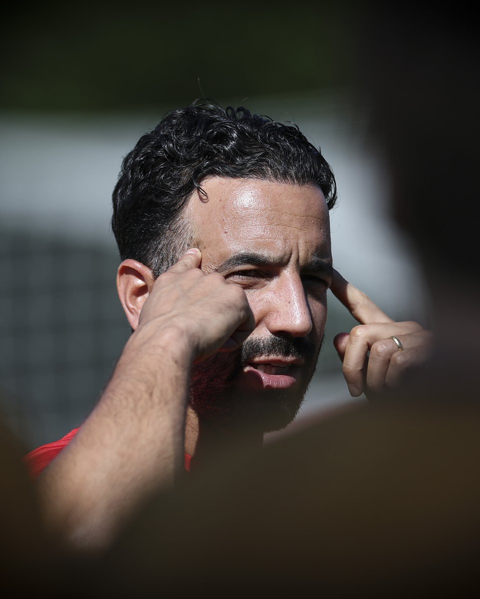 EuropaLeague's tweet photo. Focus 💯

#UEL https://t.co/nGMmMmPLvF