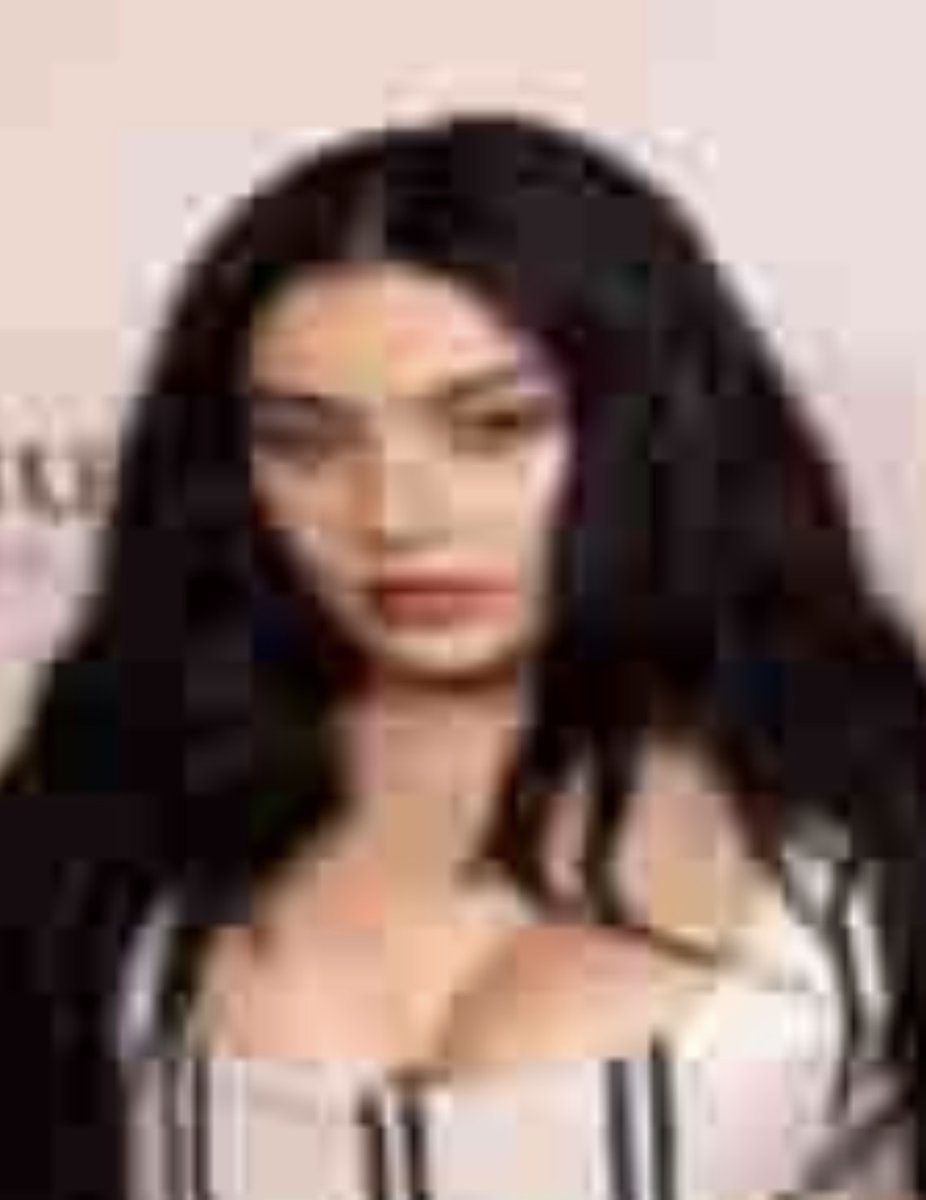 glitterphonia's tweet photo. do you prefer your charli xcx low quality or even more low quality https://t.co/3JfkDGi3zL