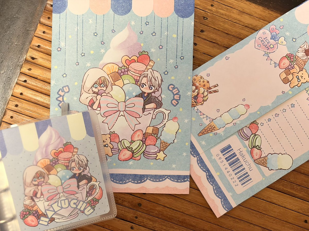 mineni777's tweet photo. 夏の伯仲新作（の一部）が届きましたー！平袋とミニバインダーです🥰バインダーは推しのカード入れたり、シール帳にしたり🥰平袋はシールビュッフェのお買い物袋にもしますー！伯仲の方はほぼ終わりなんだけど、シールビュッフェの方が全然形になってない…三連休で進めるぞー！ https://t.co/Tfi0StduY7