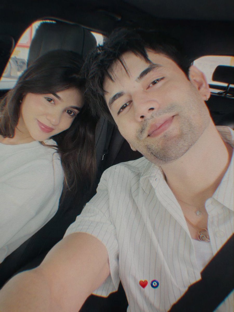 pranalisadmirer's tweet photo. aashay is so me while using these "♥️🧿" emojis like yeah stay protected my pretty peeps😭🩷🧿 https://t.co/ZH8ZcMlvI7