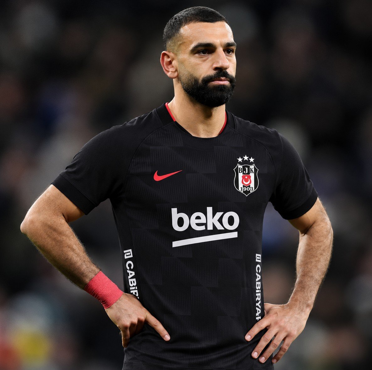 Haber's tweet photo. Beşiktaş, Mohamed Salah için ilk resmi temasını gerçekleştirdi. 

Yapılan ilk görüşme olumlu geçti. (A Spor) https://t.co/Tggean3YF4