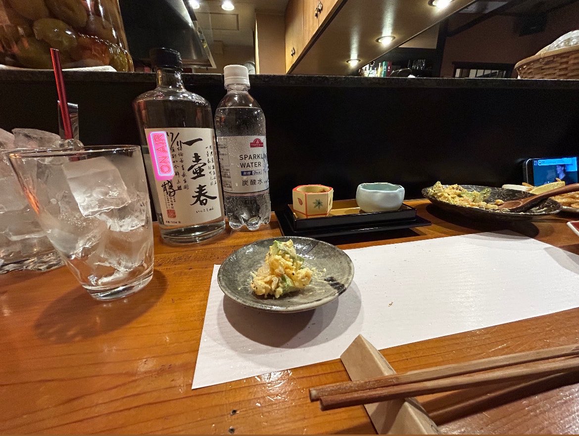 roa0029's tweet photo. いい金曜日だ https://t.co/YS0NipA90b