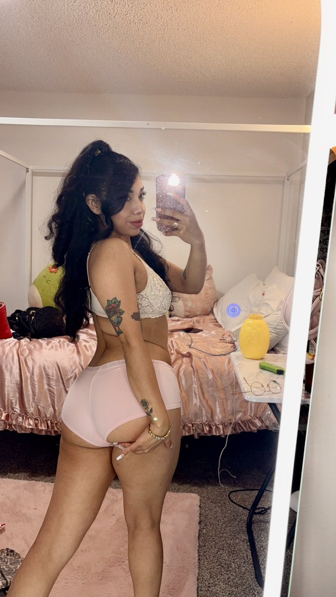 Celeste69__'s tweet photo. Hi🥰 https://t.co/gf6ZBHAQJA