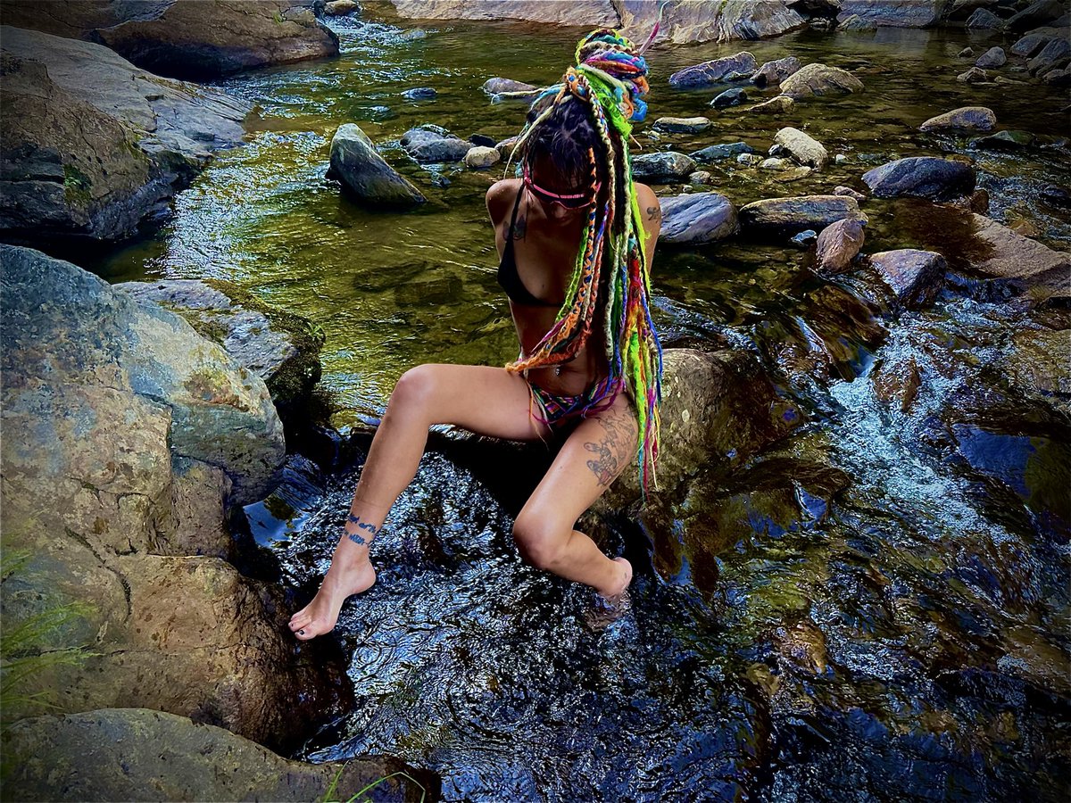 NikkiDreadXO's tweet photo. Good day for a dip! #nsfw #booty #onlyfans #babe #linkinbio #dreads https://t.co/vUnGp1BZM6