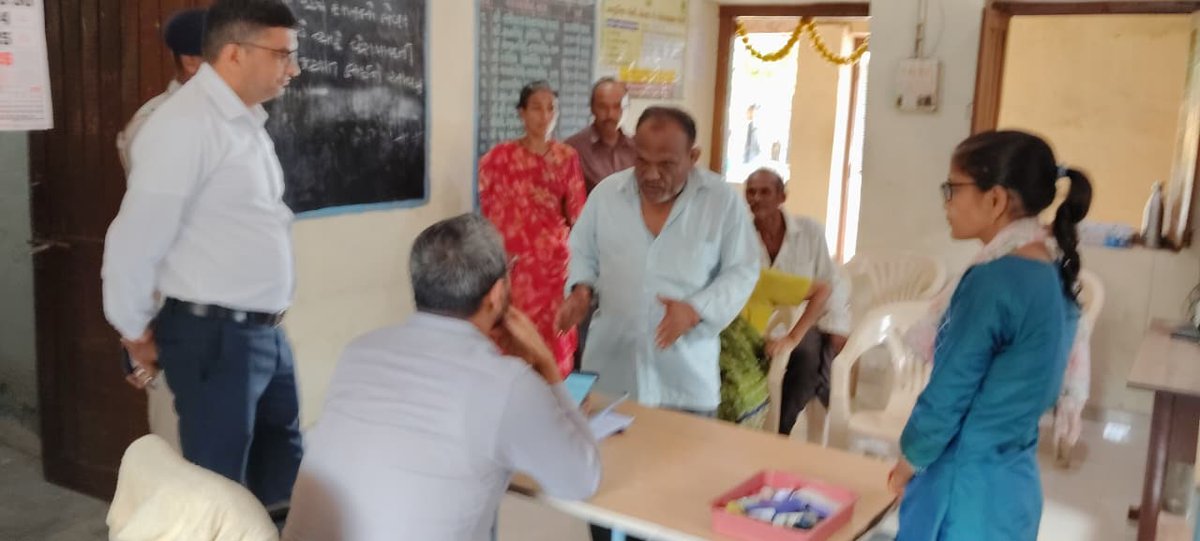 Collector and DM Anand tweet media