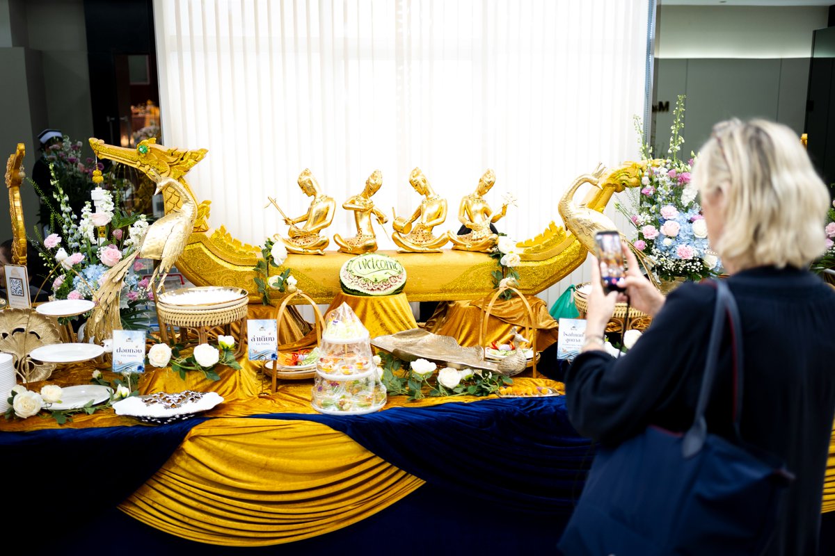 jordanpettitt's tweet photo. The Princess Royal delivers a speech during the launch and grantee showcase of the Asean-UK Health Security Partnership Programme, at the Mahidol-Oxford Tropical Research Unit (Moru), Mahidol University, Bangkok, during her visit to Thailand. https://t.co/AxqNxUkhLS