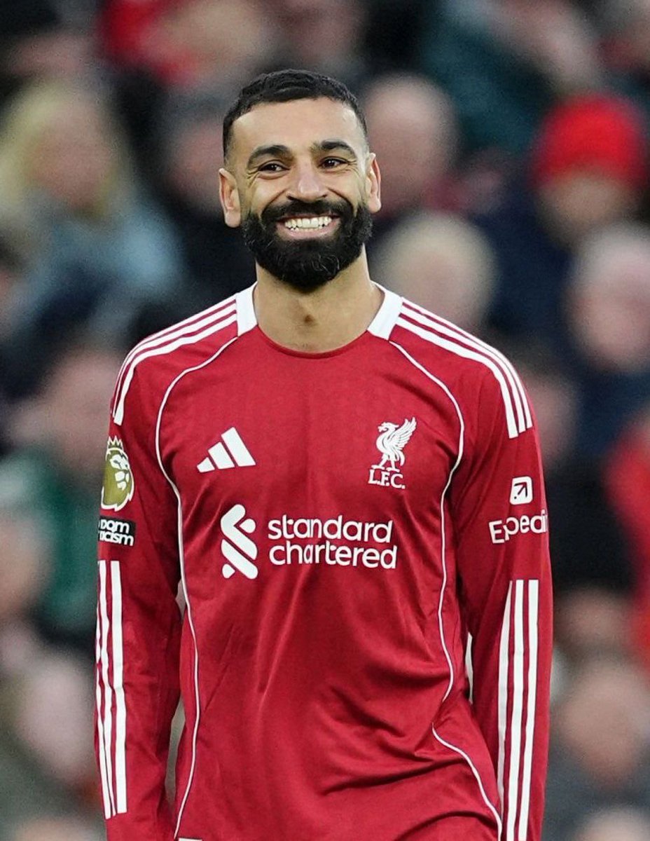 agacliyol_'s tweet photo. Ali Ece: Uzun zamandır sağ kanatta Rashica’nın oynadığı yere Mohamed Salah’ın gelmesi devrimdir, kalite devrimidir!

(Neospor) https://t.co/YJpBrnS3Kg