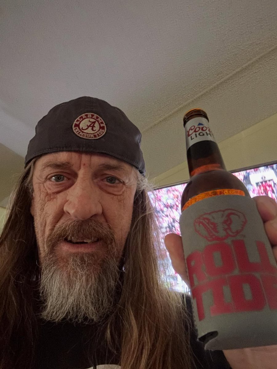 donbubba_'s tweet photo. Hello I'm new here https://t.co/N23W0Lv877