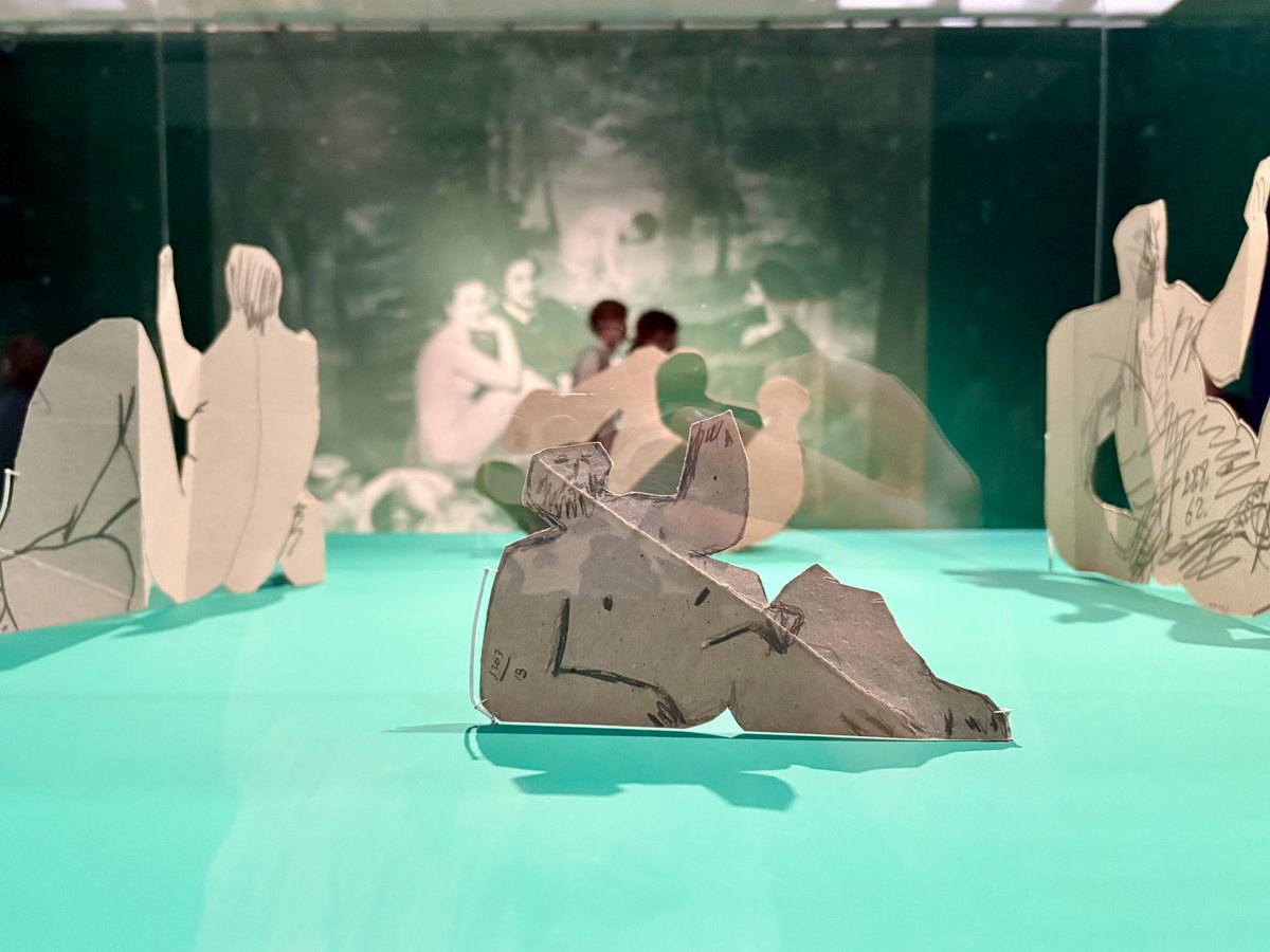 Tierra_luz's tweet photo. なんか好きなんだよな〜、ピカソ。
どの小部屋も鮮やかな色柄に囲まれて、絵画や彫刻や工作（？）が次々あらわれて、テーマパークみたいで楽しかった！ https://t.co/elTRvkNCFM