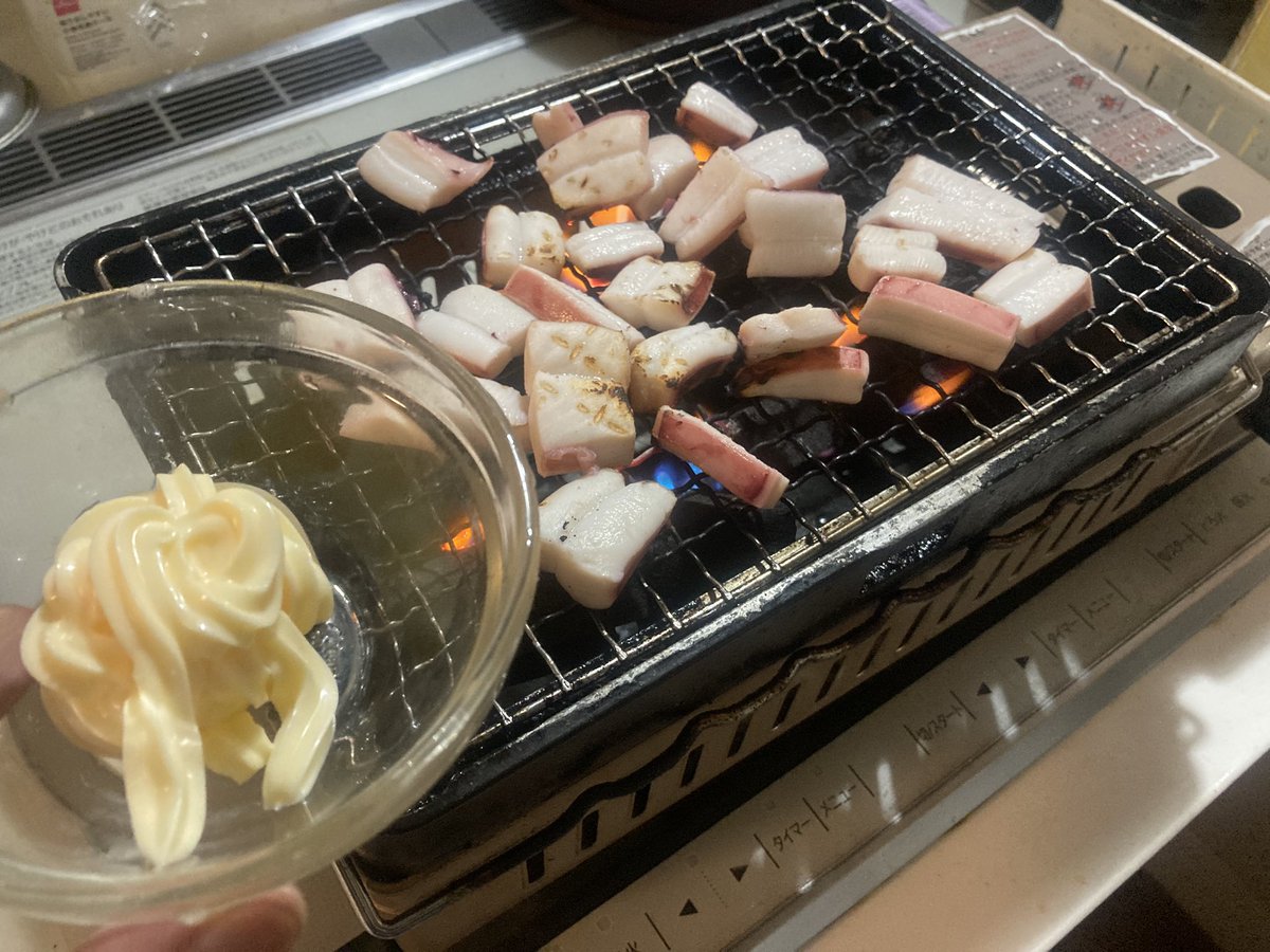 M_CAMP_FREE's tweet photo. アタイがチェーン居酒屋に行かなくなった理由

ギアが充実してるから笑

家で飲んで食った方が楽だし安いし早いし何よりも美味い。
しかも基本飲み放題🤤

チェーン一回3-5000円
家なら5000円あれば豪遊が出来てしまう笑 https://t.co/9uAJfZkpMe