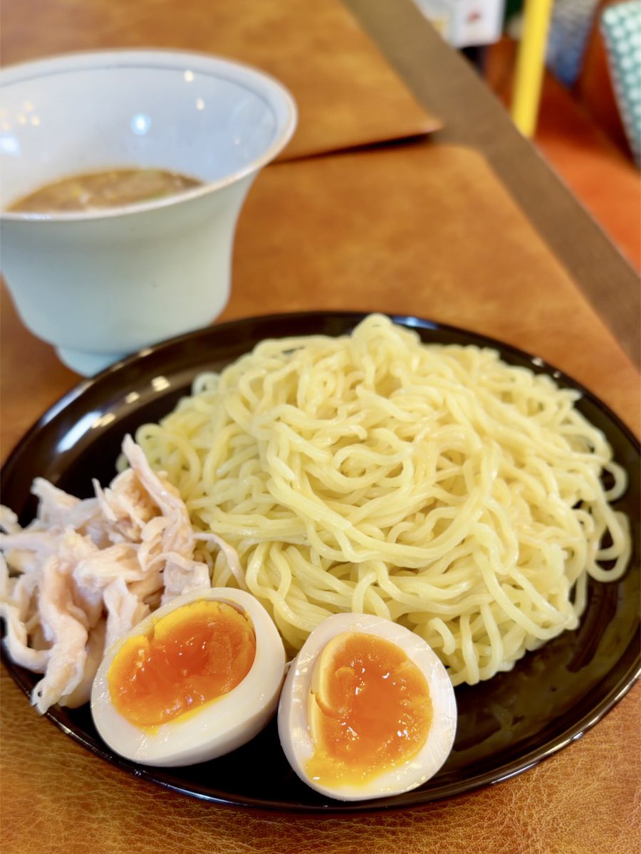 kopichan_'s tweet photo. コンビニだけで揃う、頑張らない日の #省エネめし 

夏にピッタリです🍜 https://t.co/ANPjVcsu7n