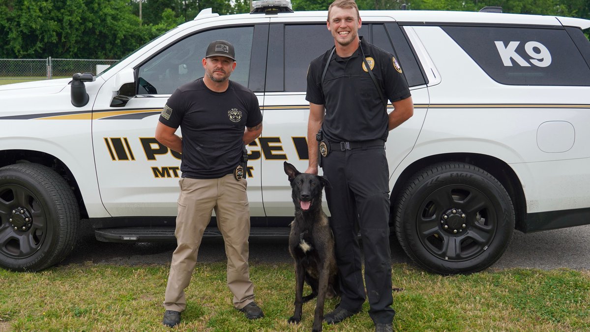 ppak9org's tweet photo. K9 Reign just joined the Mt. Juliet Police Department (TN) as a certified dual-purpose K9! 🐾 Help fund K9 units like his: https://t.co/YPmXJqgIJv #PPAK9 #K9 #K9Unit https://t.co/5mFvIAtMQ9