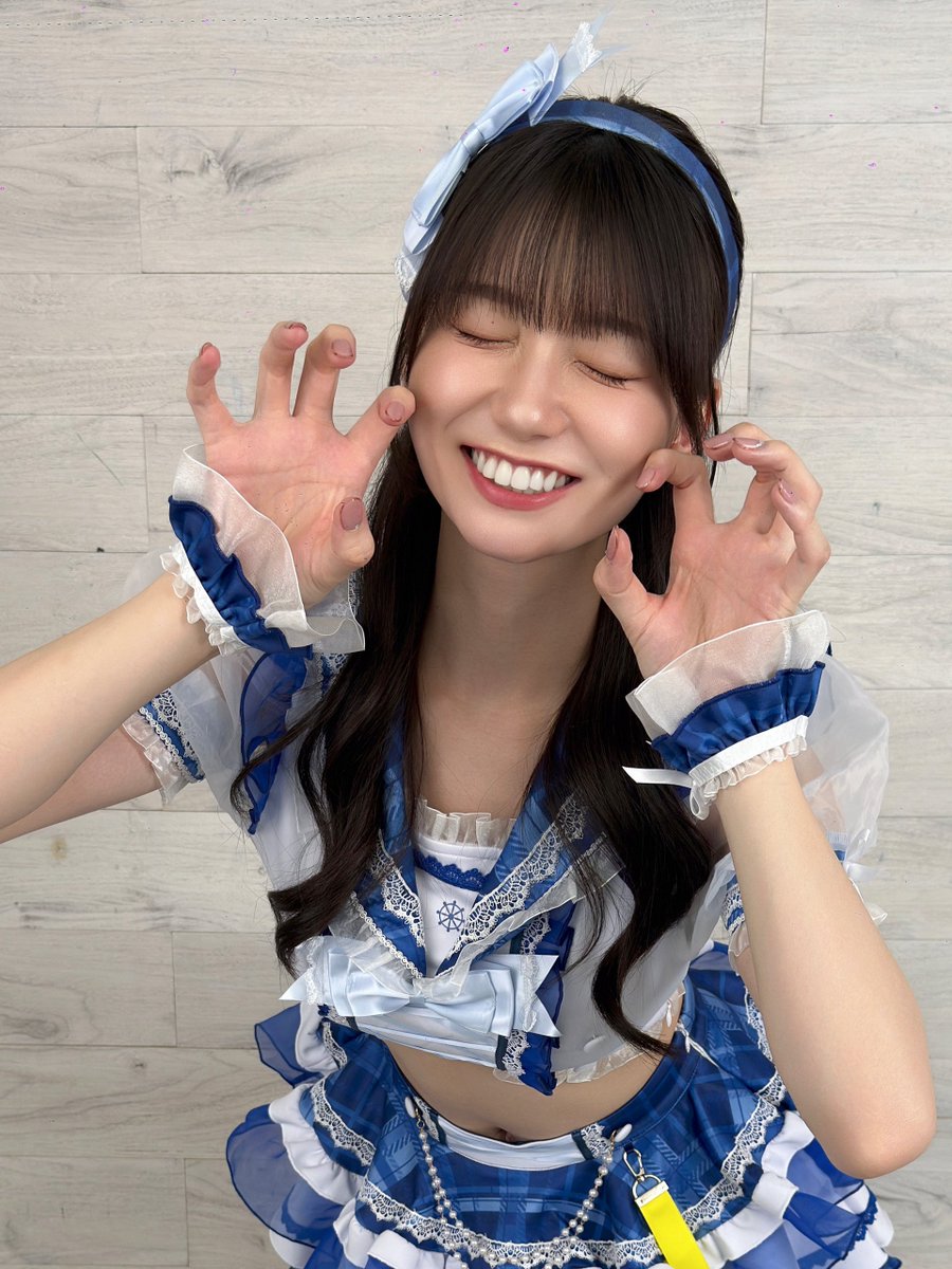 rsndtr24's tweet photo. 瀬戸環奈ちゃんのリリイベ②
2026.7.17 船プレ撮影会

お口がムッてなる困り顔🥺と、ガウッ🐻のポーズでくしゃっと笑うかんなちゃん💕
前回に引き続きリクエストしたけれど、どっちもかわいすぎるから毎回やってほしいな😊💙

※写真掲載ガイドラインに基づいて投稿しています

#瀬戸環奈  #セトカン https://t.co/GafXJeqH3S