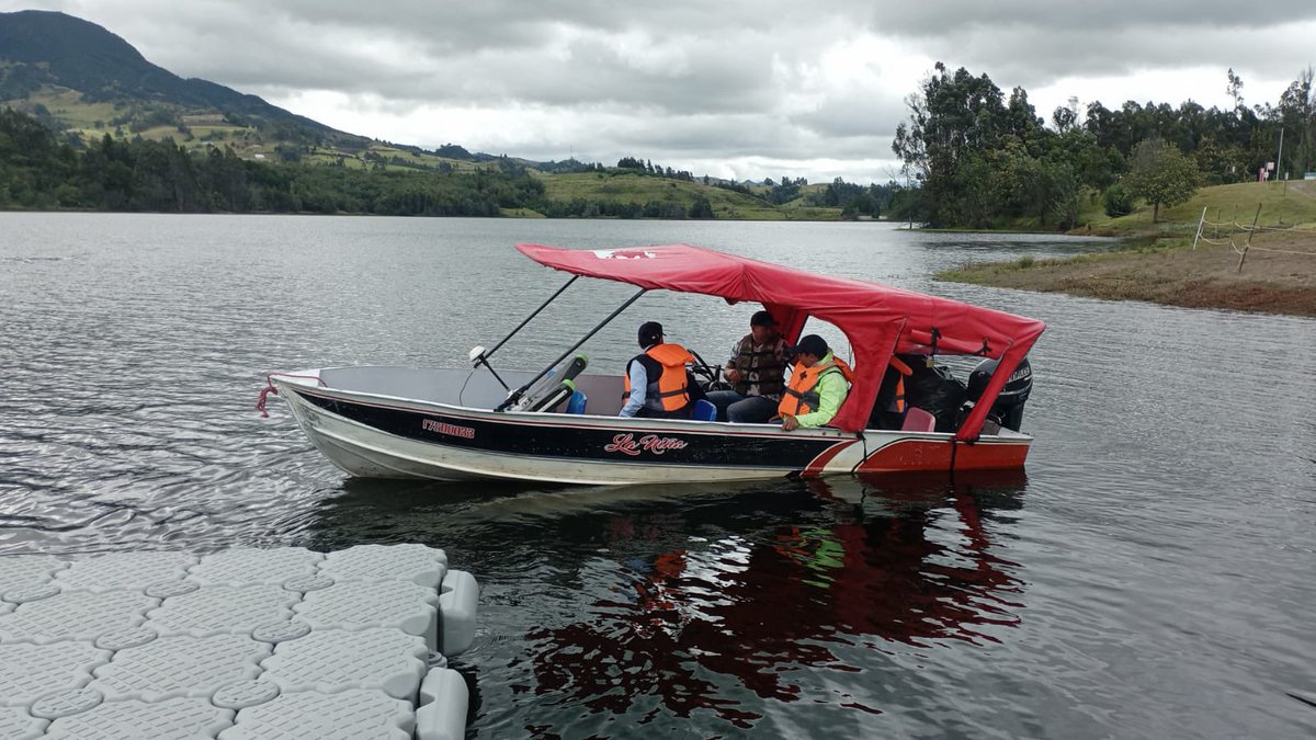 Alfred_Balle's tweet photo. Vive el Primer Festival Náutico en los Parques CAR
En la @Car_cundi reglamentamos el uso de los embalses que hacen parte de nuestras Aulas Ambientales Abiertas, abriendo una nueva alternativa de turismo sostenible alrededor del agua: la práctica de actividades náuticas de bajo impacto.

Este domingo 19 de julio, los embalses El Hato y El Neusa dejan de ser solo lugares para contemplar la naturaleza y se convierten en escenario: un lugar para remar, navegar, explorar y conectar de una forma distinta. No te pierdas la prueba de que el turismo sostenible sí es posible.