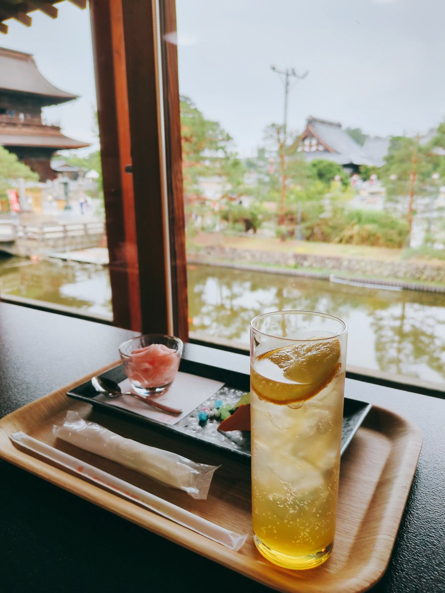 Cafe__NEKO's tweet photo. 2026-07-11-12.
長野旅行・善光寺＆長野県立美術館。
お宿の朝御飯最高でした。
「一生に一度は善光寺参り」なんて言われるだけはある。
江戸中期を代表する木造建築。
東日本最大級の撞木造り屋根。​
暗闇のお戒壇巡りも楽しかった。本堂を眺めながら楽しめる甘味も最高。美術館では東山魁夷を堪能。 https://t.co/pyTMUZLHG0
