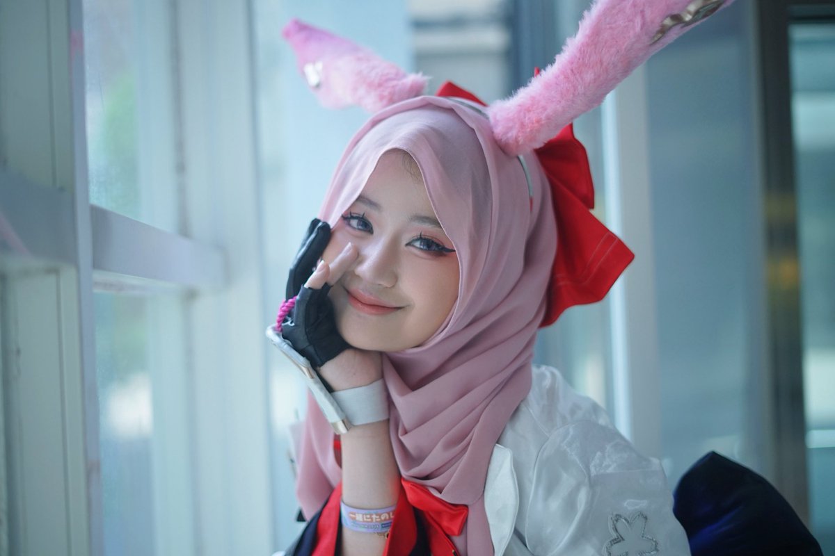 pompomfess's tweet photo. Pompom! Selamat malam, minna. 🌸
Izin share hijab cosplay Evanescia by sender yaaa 💖 https://t.co/JV6A7hWPcQ