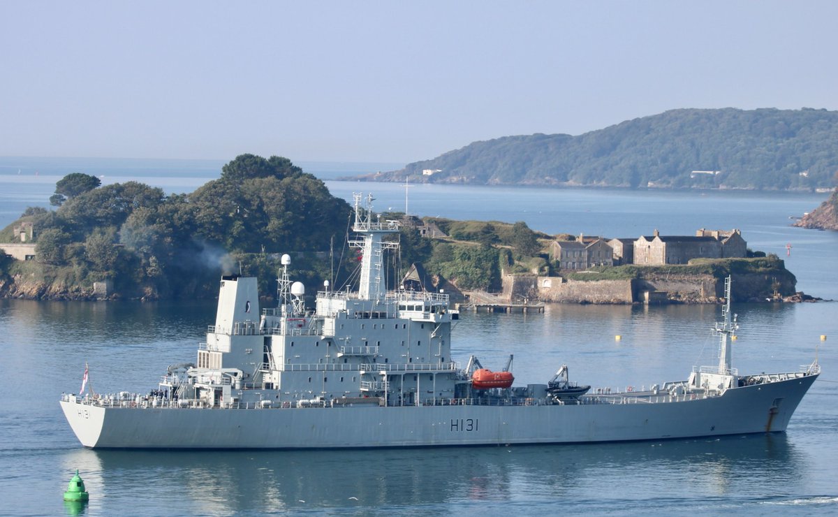 HMNBDevonport's tweet photo. Lovely images of HMS Scott inbound to HMNB Devonport early this morning. 

Pics: Kevin Kelway @Rockhoppas @HMSScottRN https://t.co/z0PxRPM5MK