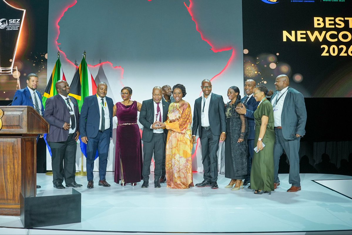 VuyiswaRamokgop's tweet photo. Day 1 of the 2nd Annual International SEZ Conference concluded with a gala dinner recognising the vital role of Special Economic Zones in driving investment, industrialisation, and economic growth across South Africa.
#GrowingGautengTogether #RiseInGovernment #SEZConference #EconomicDevelopment #Investment