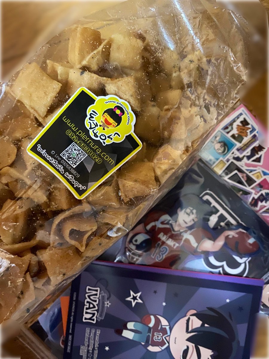 mgtpadtm's tweet photo. タイ行てきたヨ〜‼️アクスタ買うの初めて❗️本物マンゴー食べるも初めて❗️ココナツウォーター初めて❗️ご飯全部初めて❗️初めていぱいだたヨ〜‼️ココナツ実のお菓子プレゼントありがとネ〜‼️
大好きヨ❣️😘💕 https://t.co/1Yhb21fhgS