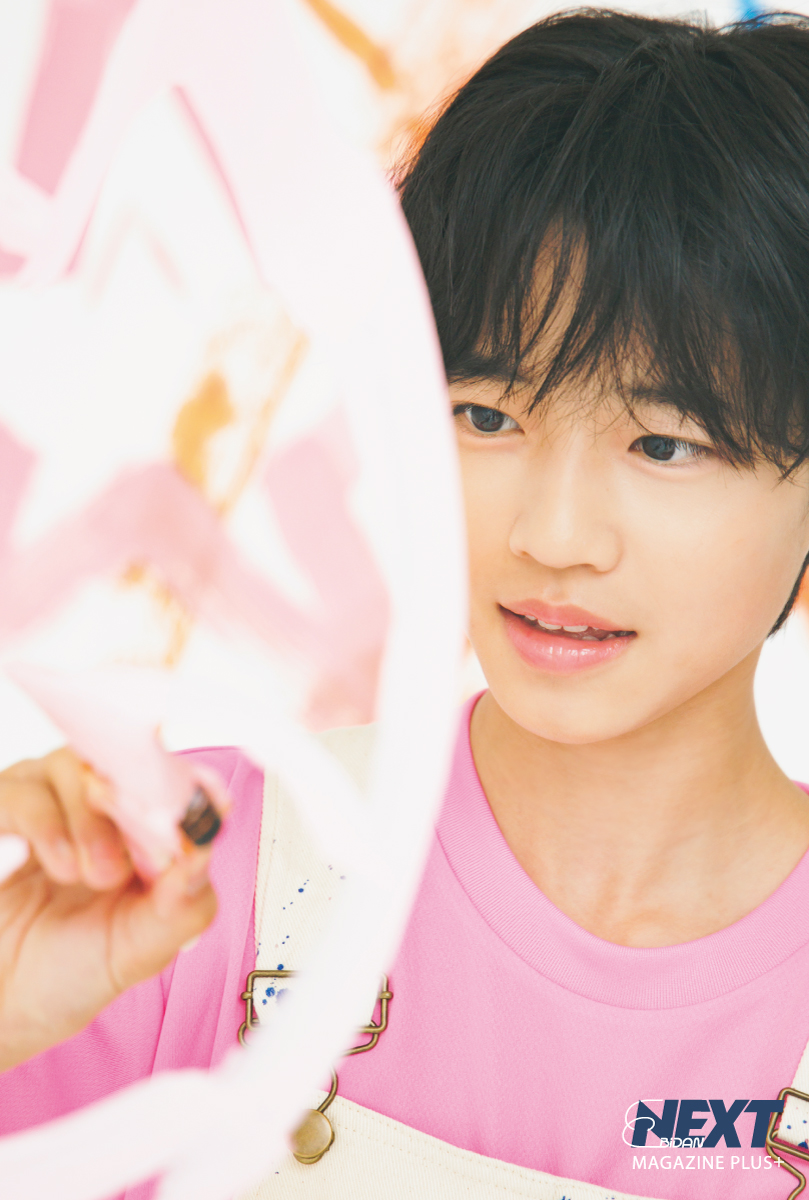 ✼••┈┈••✼ アザーカット ✼••┈┈••✼ 『EBiDAN NEXT MAGAZINE