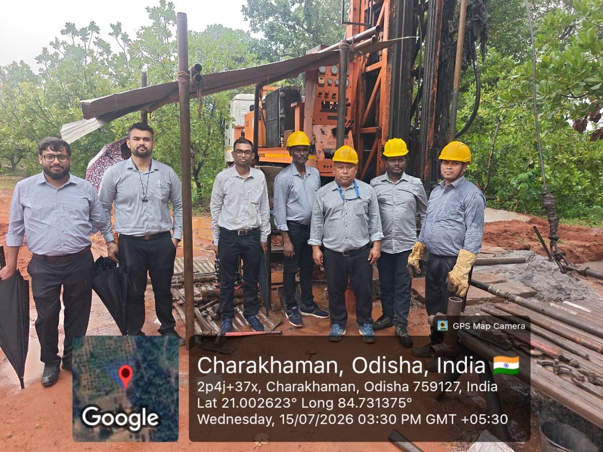 cmpdil's tweet photo. Review of Exploration progress

The Head of Department (Exploration), CMPDI, RI‑VII, Bhubaneswar, accompanied by his team and officials from Kosala Camp, inspected the newly commissioned HT‑5 and HT‑22 drilling rigs at the Kandhanal site, Patrapada, Chhendipada Block to review departmental exploration progress.

Thereafter, he visited outsourced drilling projects being executed under external consultancy at Kudanali–Lubri Block (on behalf of GMDC) and Saradhapur–Jalatap Block (for JSL). During these visits he reviewed ongoing drilling activities, held discussions with field staff and agency representatives, and emphasized the importance of close coordination, strict adherence to technical standards, and timely completion of the assigned consultancy works.

@kishanreddybjp @satishdubeyy @CoalMinistry @CoalIndiaHQ