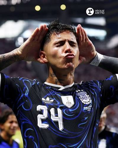 FBetatester's tweet photo. @Maxq75 @TrollFootball2 Ayyy que miedooo https://t.co/3vIrIdmTV9