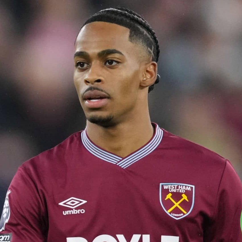 goalsside's tweet photo. 🚨🚨| JUST IN: Crysencio Summerville has said 𝐘𝐄𝐒 to Roma — West Ham fee still to be agreed. ✅🇳🇱

Roma must now reach a transfer fee agreement with West Ham.

{@MatteMoretto} https://t.co/4NNEzjpow9