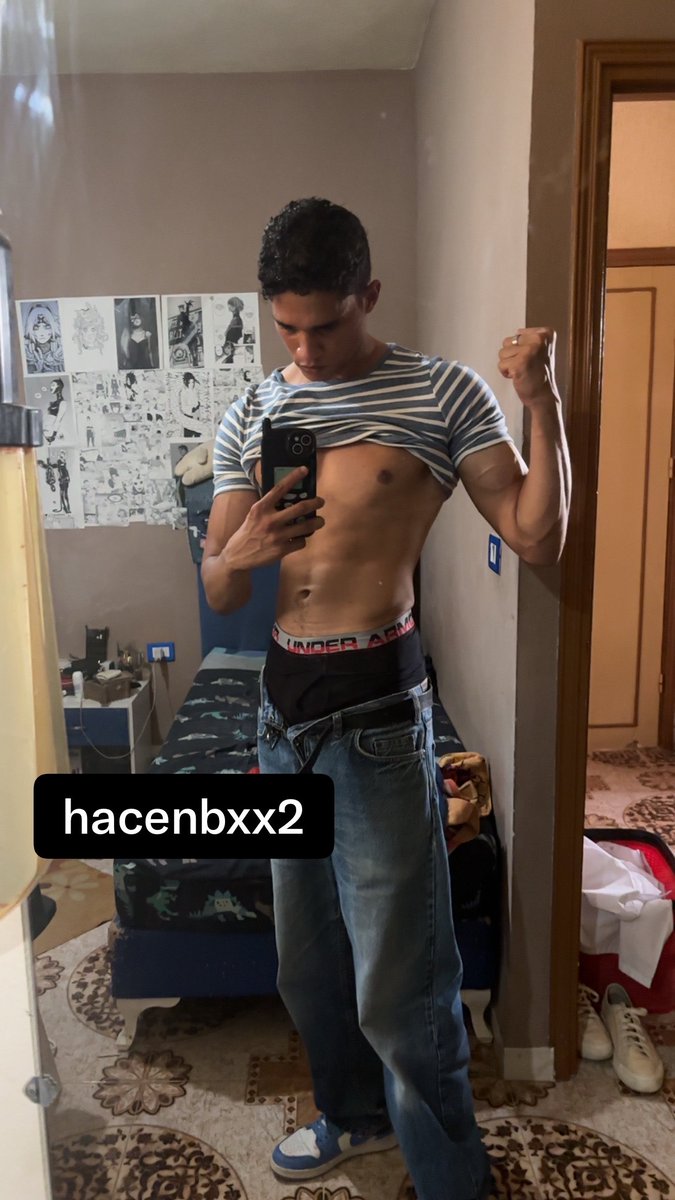 hacenbxx's tweet photo. DM me your favorite part of my body, and I might send you a picture. 😉
IG : Hacenbxx2 https://t.co/lOvwVv7YcQ