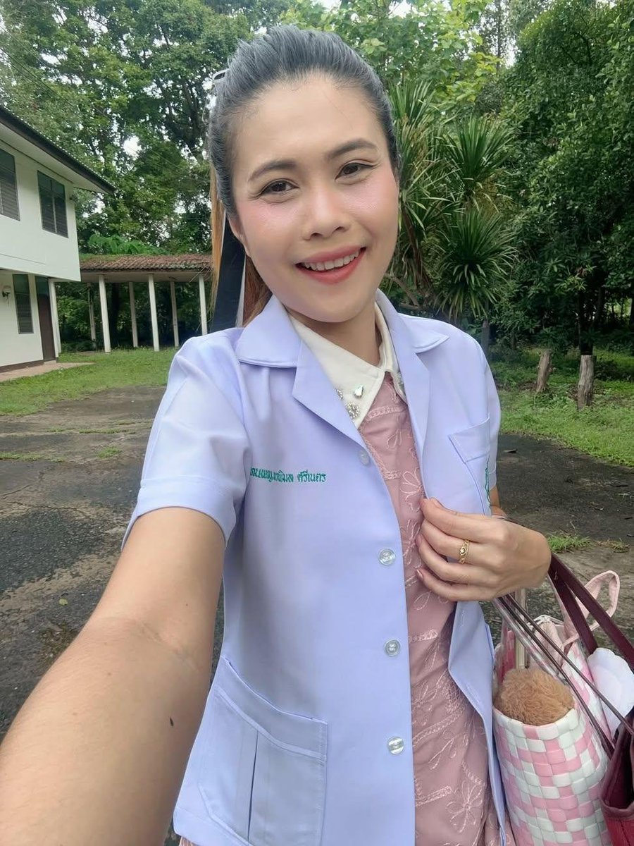 เภสัช วิมล วัย44 ค่ะ tweet media