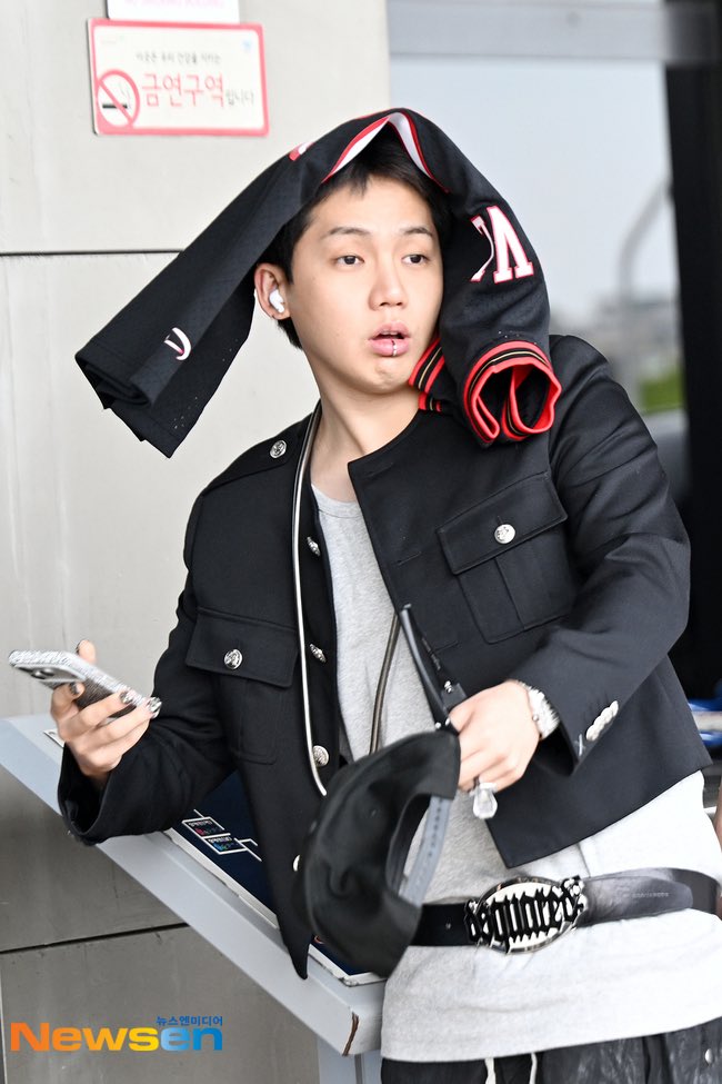 HYUNH4YI's tweet photo. 260717 choi hyunsuk press photos 📸 #최현석 https://t.co/z1x1aTmB31
