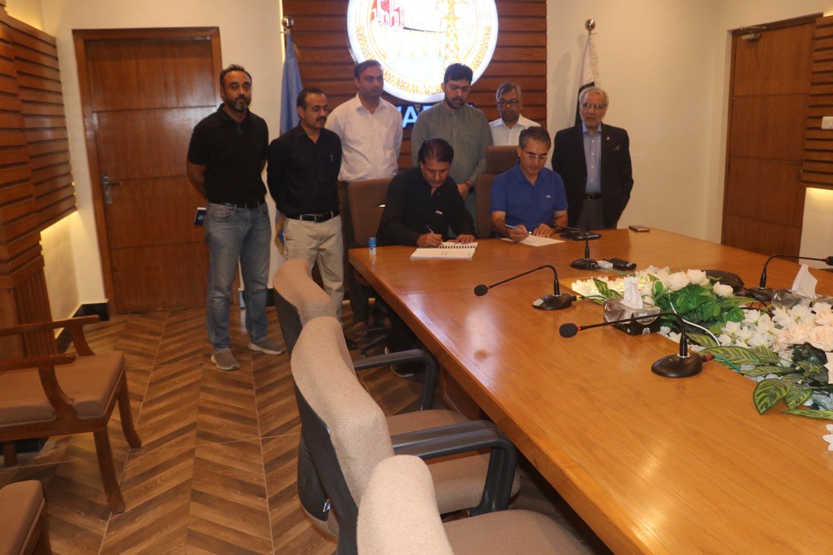 Dasu_HPP's tweet photo. DHPP, WAPDA Signs Contract for Relocated School at Shahi Gyal Seo Kohistan upper
DHPP, WAPDA has signed the contract for the construction of the relocated school at Shahi Gyal under its Resettlement Action Plan. The project will be completed within 18 months.
#DHPP #WAPDA https://t.co/2adRXximML