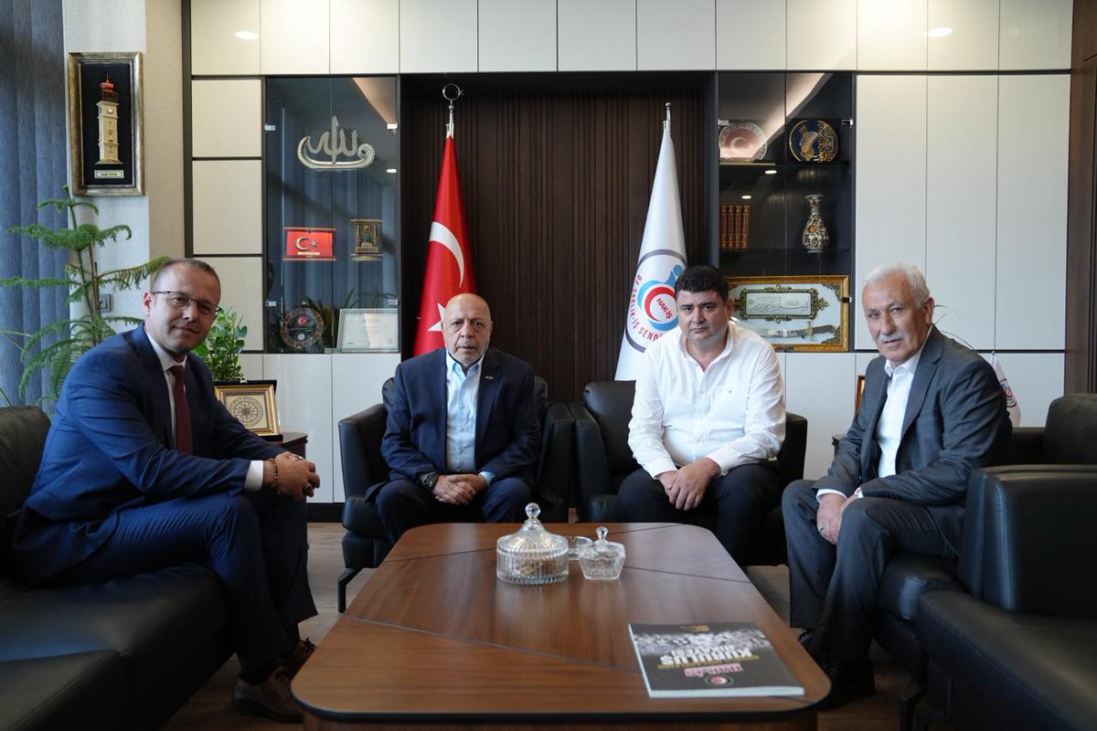 ozsagliksen's tweet photo. ÖZTÜRK, HİZMET-İŞ SENDİKASI ANKARA 2 NO’LU ŞUBE BAŞKANLIĞI 4. OLAĞAN GENEL KURULUNA KATILDI  

Genel Başkan Yardımcımız İsmail Öztürk, Hizmet-İş Sendikası Ankara 2 No’lu Şube Başkanlığının Sendikamız Genel Merkezinde düzenlenen 4. Olağan Genel Kuruluna katıldı.  

⬇️ 
https://t.co/qN6gpWgJYp
