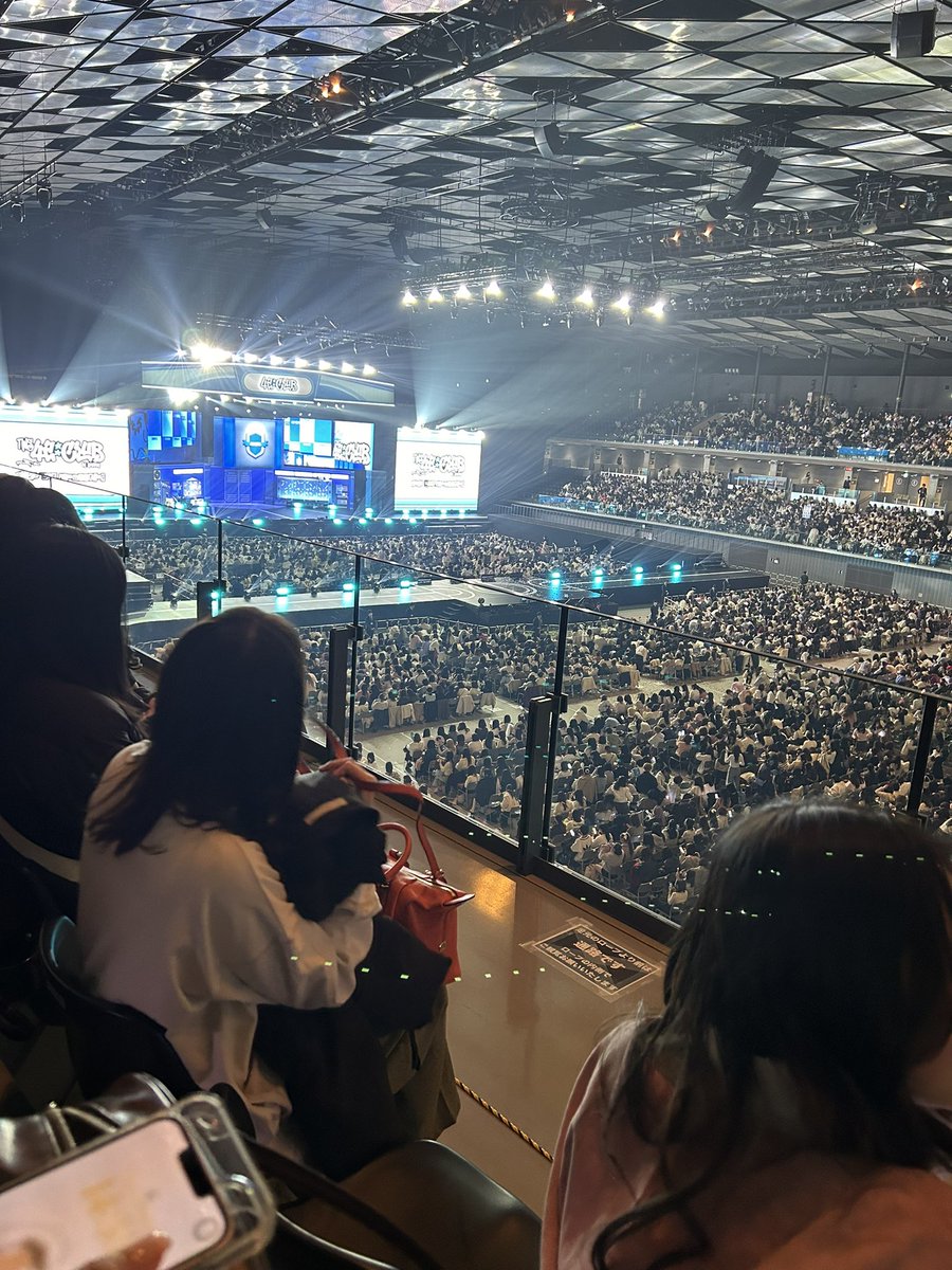 aemai__'s tweet photo. 今回、予定があってaespa参戦できなの悲しい😢
TWSペンミの時のもの！
よければ参考にしてくださいー！
４階席とアリーナ（座席予想🔴）それぞれあります！
altに席詳細載ってます！

武蔵野の森スポーツプラザ  京王アリーナTOKYO 座席

MY-J presents aespa JAPAN FANMEETING 2026 “MY CLASSMaeTE” https://t.co/6K8DLfUQCt