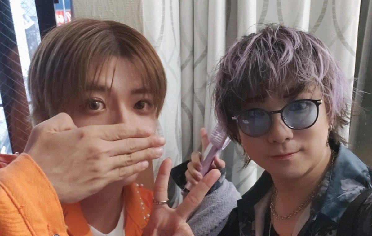 RAVEN_Ritsuki's tweet photo. 本日は
SHOW MUST GO ON！ vol.5
ありがとうございました!!

久しぶりのぶっ通しLIVE✨️
めっちゃ参加したかったー😩(ｻﾝｶﾊｼﾃﾙ)
次こそは💪🦵

次回
7/21(火) 大塚FUTURE:
18:50~ https://t.co/SfEmMfSUKM