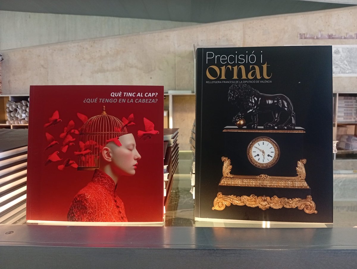 MuVIM's tweet photo. 📖 Amb motiu de la Gran Nit de Juliol, des del @MuVIM obsequiarem els nostres visitants amb exemplares dels nostres últims catàlegs d'exposicions.

Vine a gaudir del museu i emporta't el teu record! 👇

📍 MuVIM 
🗓️ Tot el cap de setmana en l'horari habitual del museu. https://t.co/yStYJtlbyi