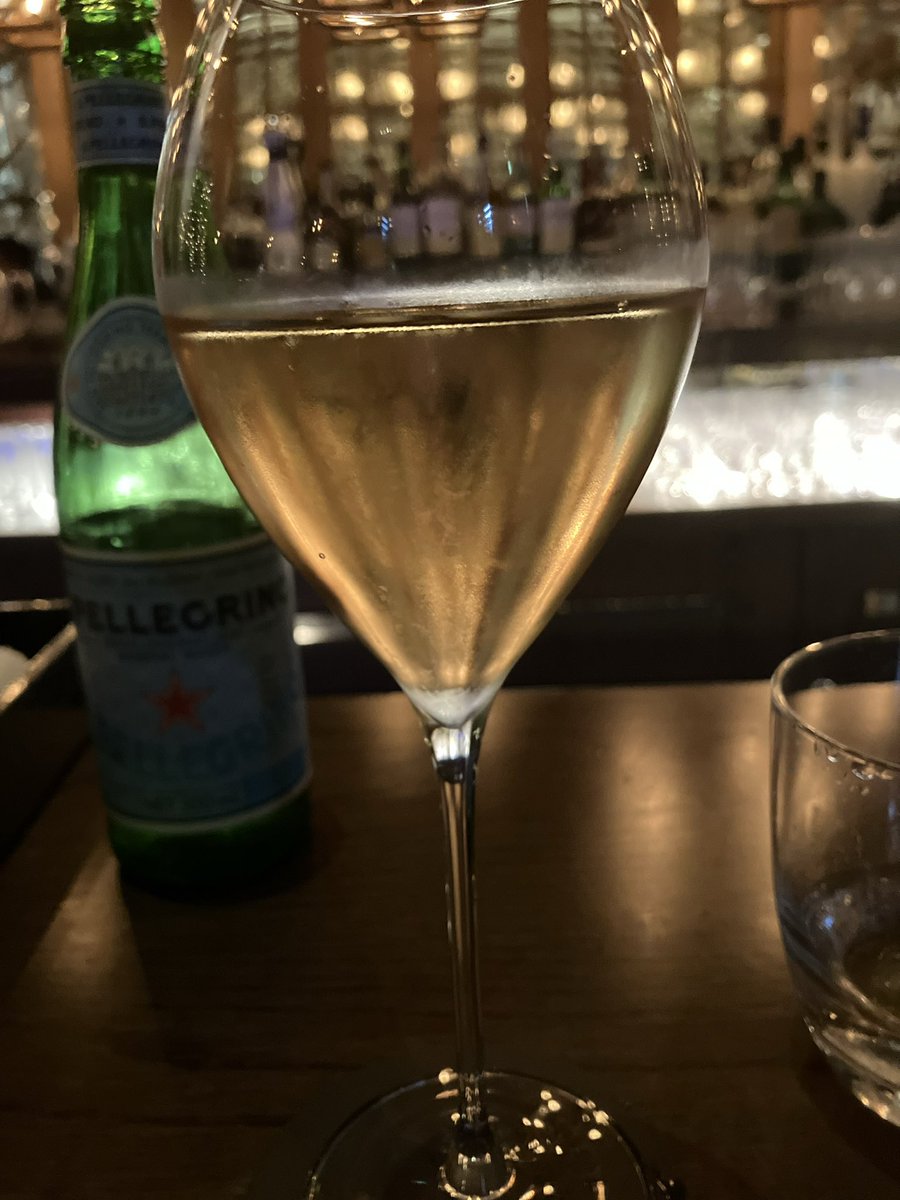 rugryu0802's tweet photo. 「グランドハイアット東京」の「オークドアバー」。 https://t.co/vIi3OQFgrQ