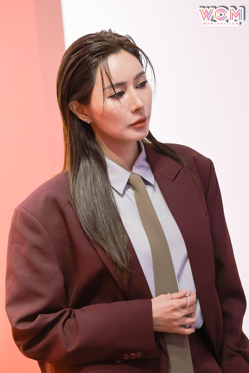 WOMENTERTAIN's tweet photo. ‘ รัก สุลักษมิ์ ’ ร่วมงาน #legend 100 List Social Club 2026 งานประกาศ #legend100 ประจำปี 2026🏆

#LuxSulax #รักสุลักษมิ์
#100ListSocialClub2026
#legend_TH https://t.co/R96QGbLTyt