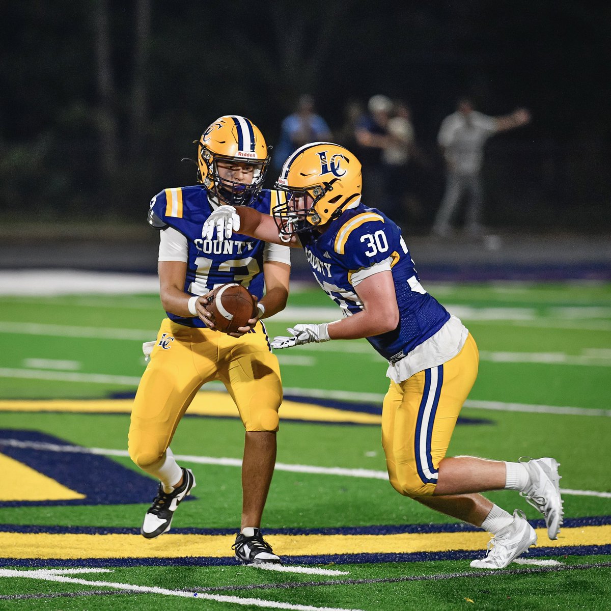 CoachChuckRosen's tweet photo. Iβm getting excited for @GideonRosen29 this season #Greatthingscoming your way #Team #RB #HBack #LB Keep after it. @JMUFBRecruiting @JMUFootball @Coach_B_Lewis @CoachFalaki @Rivals @HokiesFB @PrepRedzoneVA @AKuremsky14643 @GBRRecruits @DmvSportsLive6 @NFLCoachHammock @CoachHenning75 @Wi_Recruiting @BlackBearsFB @UConnFootball @jackwmcdaniels @PeaglerWilliam