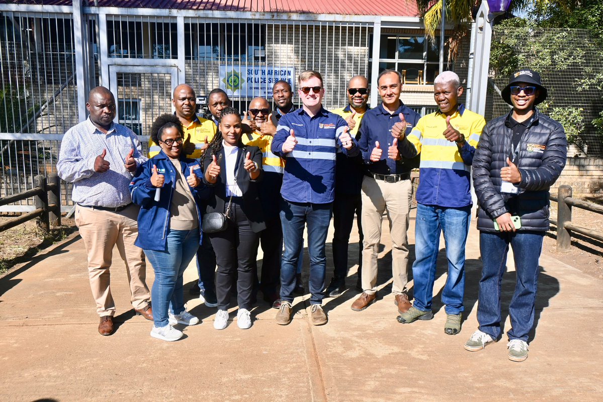 DeanMacpherson's tweet photo. This morning, alongside @UmngeniLocal @MayorPappas, I visited Howick Police Station to see the improvements completed by the Department of Public Works & Infrastructure.

The holding cells have been restored back to operational use after being closed since 2019. 

The work included cleaning and repainted, while damaged roofs, lights, water pipes and flush systems have been repaired.

This means the police can focus on fighting crime instead of driving detainees to Pietermaritzburg which is an hour away. 

This is a clear example of what can be done by the Department and what can be achieved when we deliver quality work that helps client departments better serve communities like uMngeni. #LetsBuildSA 💙🇿🇦