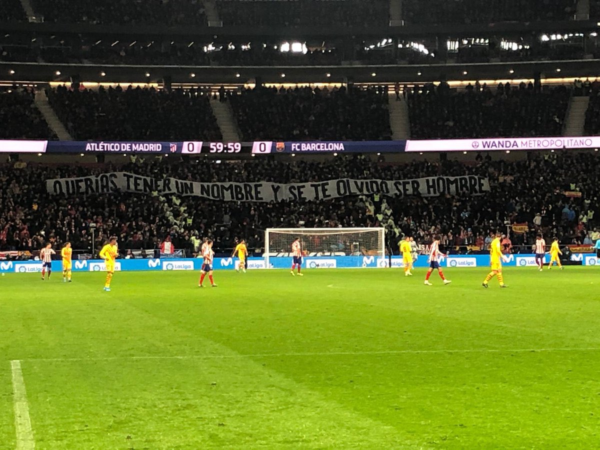 javi1903atl's tweet photo. Seamos sinceros: Julián Álvarez acabará dando un discurso en el que reconocerá que se equivocó, pedirá perdón y tratará de reconciliarse con la afición. Y una parte de esa afición, falta de amor propio, volverá a claudicar, como ya ha ocurrido en otras ocasiones, al tiempo… https://t.co/ygMqd7vKHo