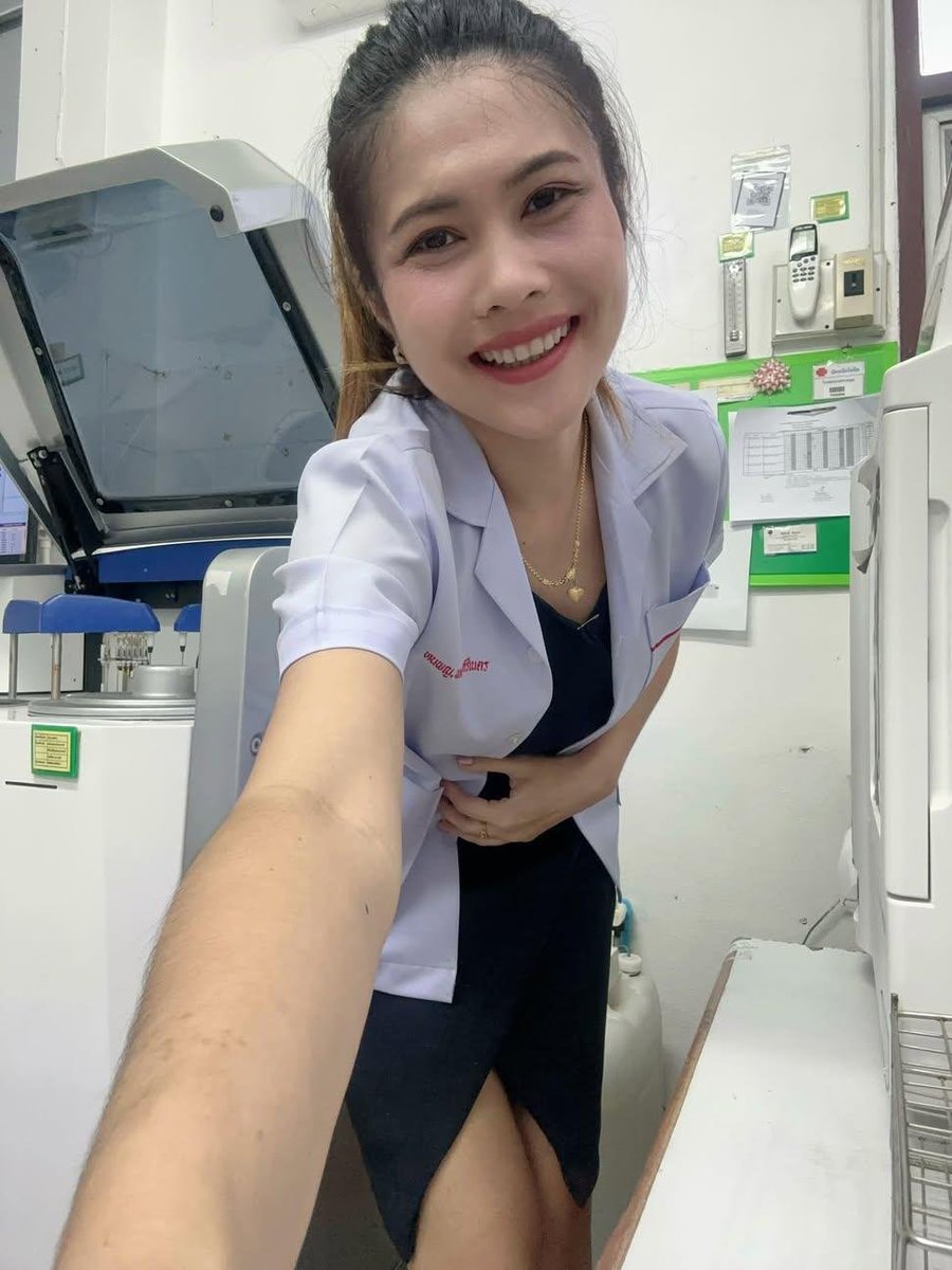 drmch383's tweet photo. กล้ารีก็กล้าส่งค่ะ😷 นอนยังคะ https://t.co/HGCl5b6gHj